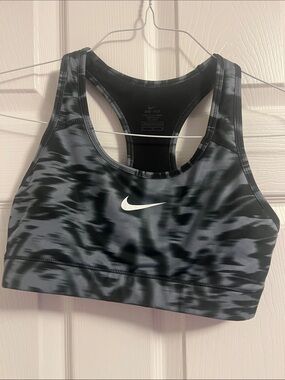 Nike Black & Gray Patterned Dri-FIT Sports Bra